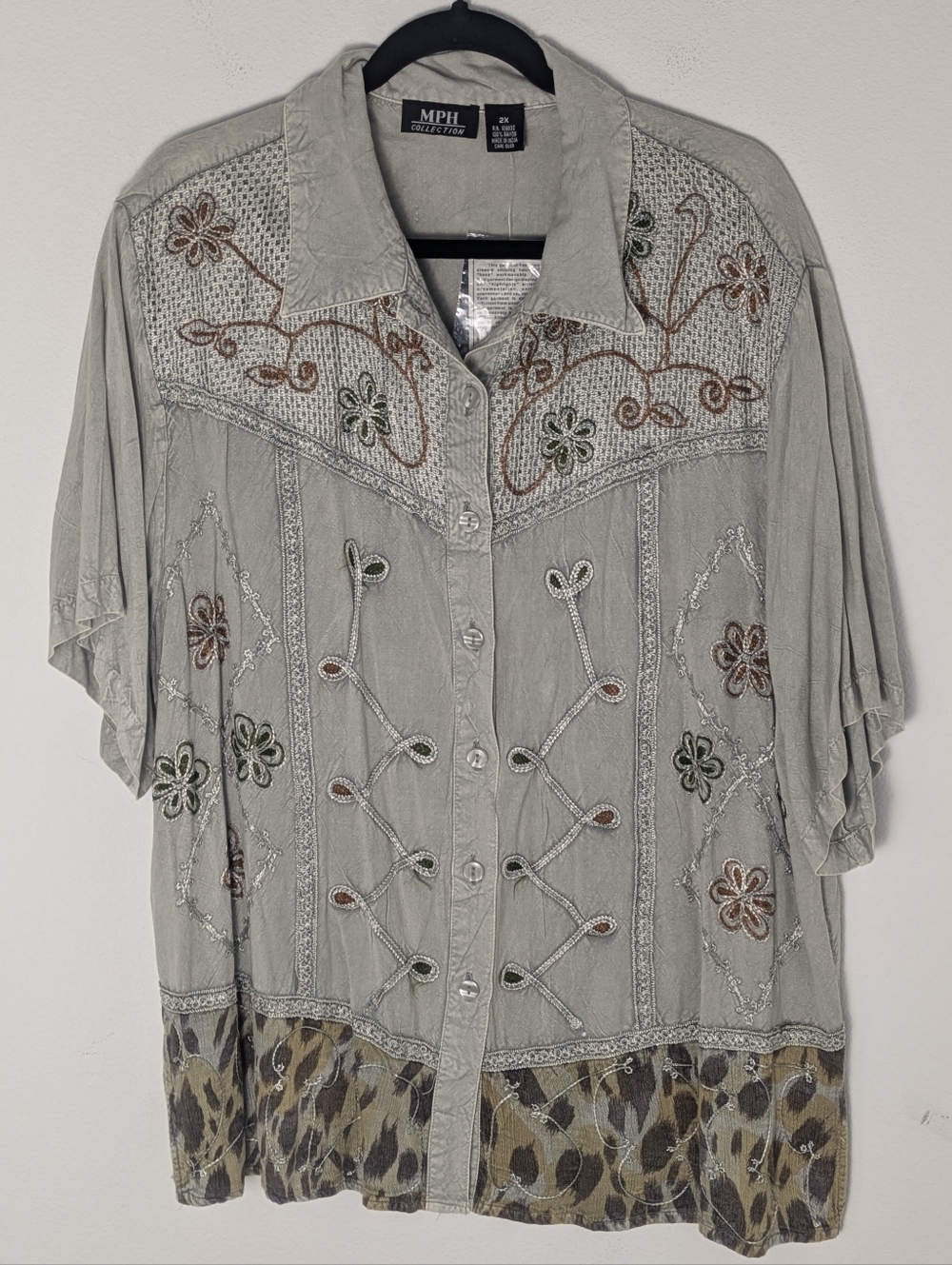 MPH Women's Indian Style button Down Blouse embroidered distressed Sz 2X Khaki